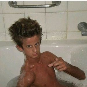 Meet your Posher, Matthew